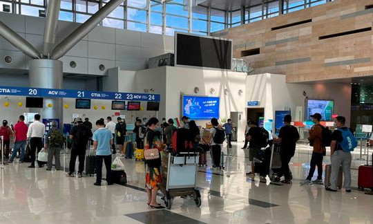 Sân bay Cần Thơ đón 59 khách nội địa sau 3 tháng tạm ngưng do dịch