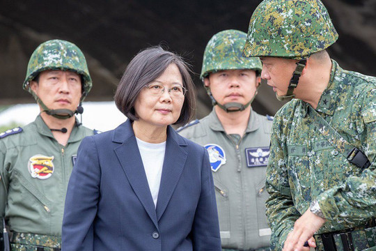 Đài Loan thề tự lực cánh sinh sau khi Mỹ đính chính lại cam kết bảo vệ