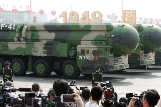 Lầu Năm Góc cảnh báo Trung Quốc đang tăng nhanh số đầu đạn hạt nhân 