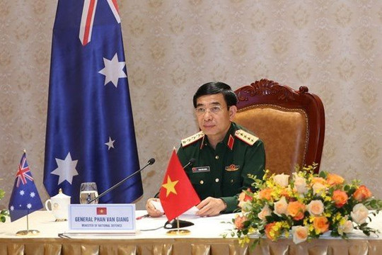 Bộ trưởng Phan Văn Giang điện đàm với Bộ trưởng Quốc phòng Australia