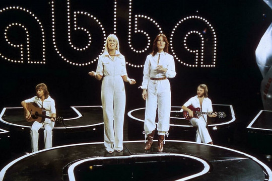 Ra mắt album sau 40 năm, ABBA vẫn tạo nên cơn sốt trên thị trường âm nhạc