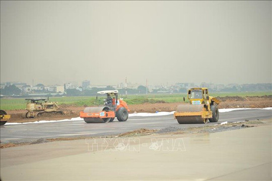 Nhiều đơn vị tư vấn, thi công dự án cải tạo sân bay Tân Sơn Nhất bị Bộ GTVT phê bình