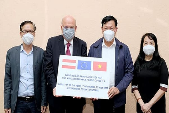 Áo trao tặng Việt Nam 500.000 liều vắc xin phòng COVID-19 AstraZeneca