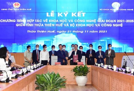 Thừa Thiên - Huế ký kết chương trình phối hợp phát triển với Bộ Khoa học và Công nghệ