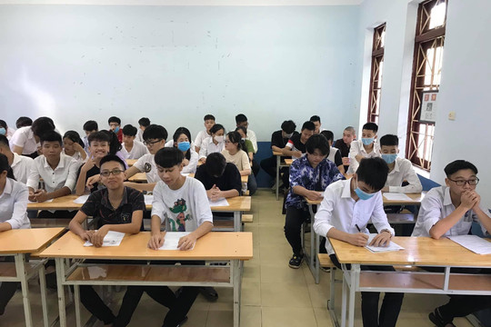 Hà Nội: Trình kế hoạch cho học sinh THPT trở lại trường từ ngày 6.12