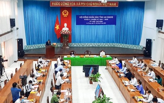 Khai mạc kỳ họp thứ 5 HĐND tỉnh An Giang bằng hình thức trực tuyến