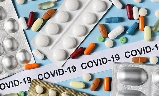 ‘Không nên dựa vào thuốc ngăn ngừa 89% nguy cơ tử vong do COVID-19 để tránh tiêm vắc xin’