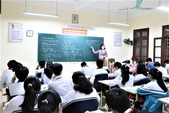 Hà Nội: Nhiều quận dừng dạy học trực tiếp từ ngày 27.12