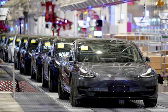 Vì sao Tesla của tỷ phú Elon Musk thu hồi gần nửa triệu ô tô điện?