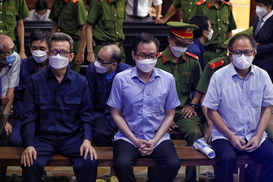 VKS đề nghị mức án 12-14 năm tù đối với Tất Thành Cang