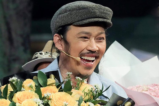 NSƯT Hoài Linh đoạt huy chương vàng khi vừa trở lại sân khấu