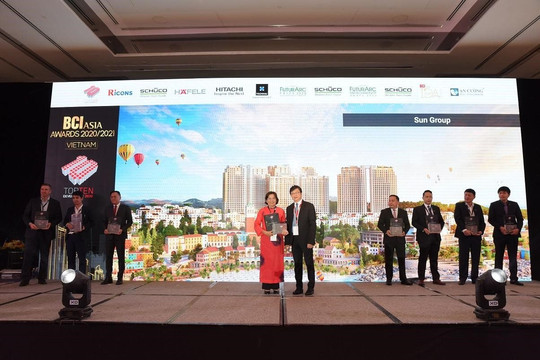 Sun Group lần thứ 8 được vinh danh 'Top 10 chủ đầu tư hàng đầu Việt Nam” tại BCI Asia Awards 