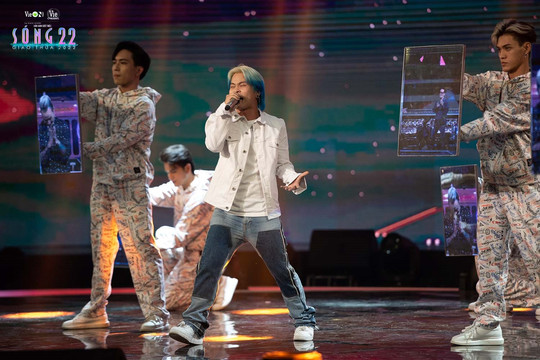 Đội quân Rap Việt mùa 2 trình diễn tại chương trình Giao thừa - Sóng 22