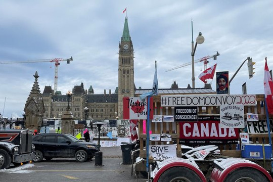 Thủ đô Canada ban bố tình trạng khẩn cấp nhằm đối phó biểu tình 