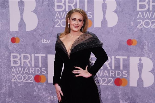 Adele thắng lớn tại Brit Awards 2022 