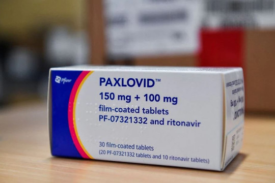 Trung Quốc phê duyệt thuốc uống Paxlovid của Pfizer khi Omicron lan rộng