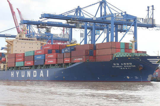 TP.HCM vận hành thử hệ thống thu phí cảng biển, áp dụng chính thức từ 1.4