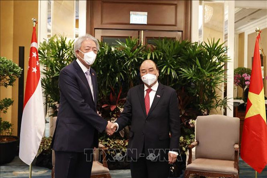 Chủ tịch nước tiếp nguyên Thủ tướng Singapore và Bộ trưởng Tiêu Chí Hiền