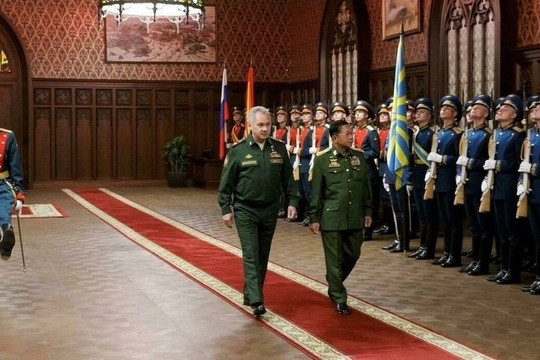 Các tướng lĩnh Myanmar ủng hộ chiến dịch quân sự của Nga tại Ukraine