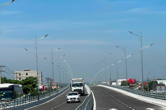 Nút giao thông cầu vượt Dầu Giây chính thức thông xe