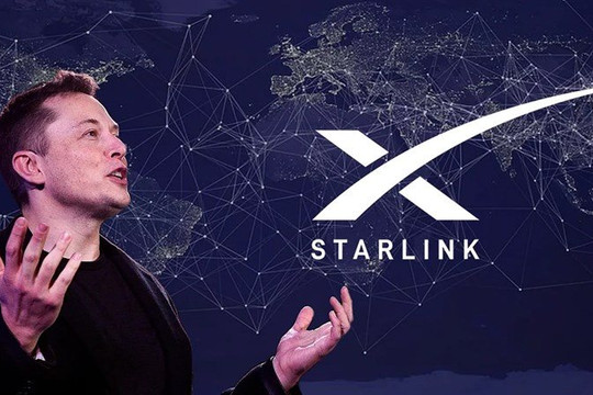 Internet vệ tinh Starlink của Elon Musk giúp máy bay không người lái Ukraine tấn công lính Nga