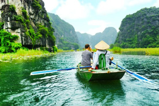 Lý do khiến Việt Nam trở thành điểm đến thu hút du khách quốc tế
