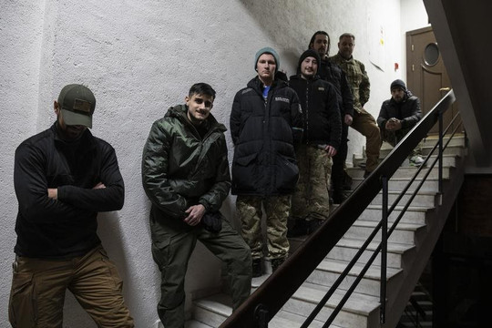 Báo Mỹ: Điều gì sẽ xảy ra nếu lính tình nguyện Mỹ bị quân Nga bắt trên chiến trường Ukraine?