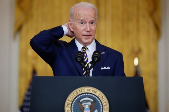 Bị chất vấn tại Mỹ, Tổng thống Biden phủ nhận lời tuyên bố "đòi thay đổi chế độ ở Nga"