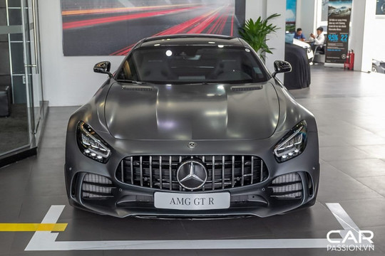 Mercedes-AMG GT R độc nhất tại Việt Nam vào bộ sưu tập của "Vua Cà phê"
