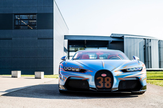 Bugatti Chiron Super Sport đầu tiên đến tay khách hàng với ngoại thất cá nhân hoá độc đáo