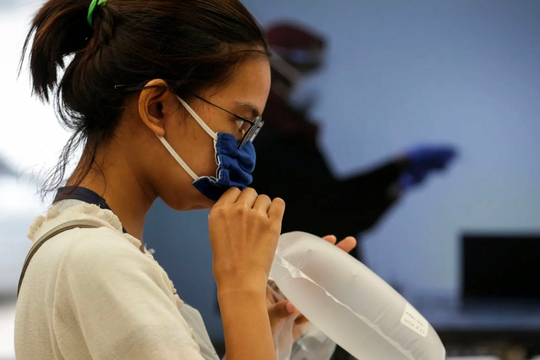 Mỹ cấp phép sử dụng khẩn cấp phương pháp xét nghiệm COVID-19 qua hơi thở