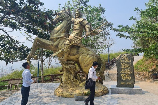 Hội Khoa học Lịch sử tỉnh Bà Rịa - Vũng Tàu nói gì về tượng Hưng Đạo Vương giống Quan Vân Trường?