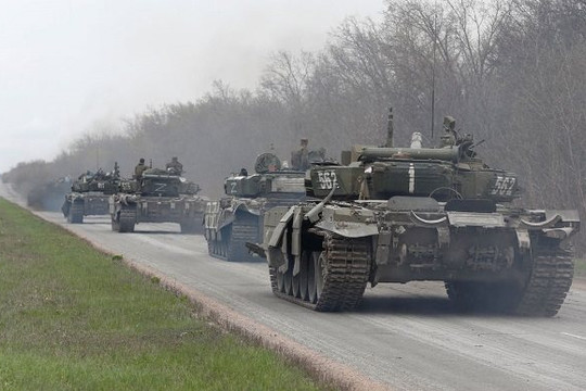 Nga tấn công quân đội Ukraine trong đêm