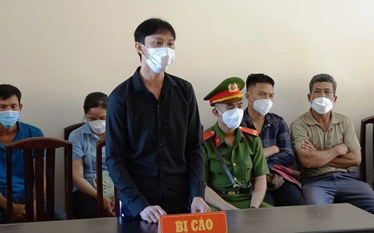 Kiên Giang: Cố ý giết vợ rồi tự tử nhưng không thành, người đàn ông lãnh 9 năm tù