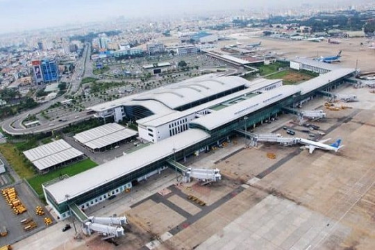 Sân bay Tân Sơn Nhất, Nội Bài khai thác trở lại nhiều đường băng cho dịp lễ 30.4