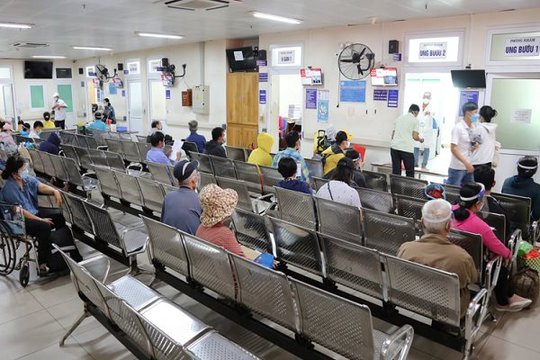 BHXH TP.HCM đề nghị Bệnh viện Chợ Rẫy khắc phục thiếu thuốc BHYT