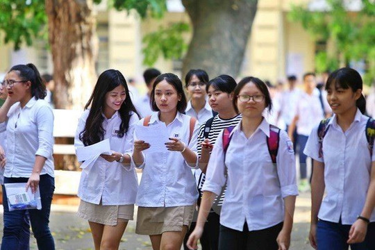 Chủ tịch Hà Nội ra chỉ thị 100% học sinh tốt nghiệp THCS có nhu cầu được tiếp tục đi học