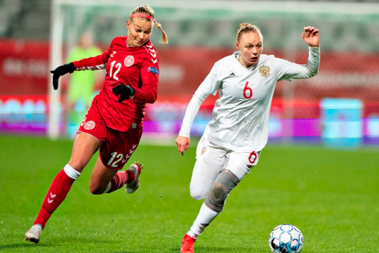 Đội bóng đá nữ Nga bị cấm tham gia các giải đấu do UEFA tổ chức