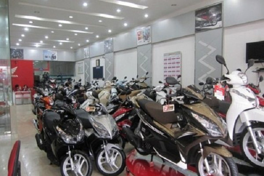 Trung Quốc thực hiện Zero COVID, xe máy tại Việt Nam khan hàng, tăng giá mạnh
