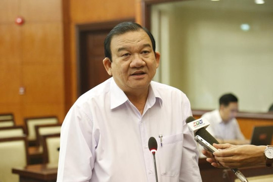Giám đốc Sở LĐ-TB-XH TP.HCM Lê Minh Tấn nghỉ hưu trước tuổi