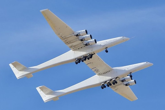 Máy bay lớn nhất thế giới của Mỹ bay thử nghiệm lần thứ 5