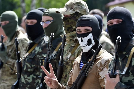 Lính tình nguyện nước ngoài đang gây cho Ukraine rắc rối khi bị Nga coi là lính đánh thuê