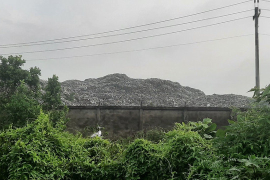 Nhà máy xử lý rác thải Bến Tre sau 5 năm xây dựng vẫn chưa xong 