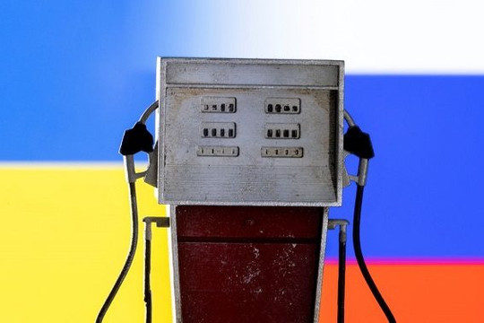Cuộc chiến tại Ukraine tái định hình thị trường dầu toàn cầu