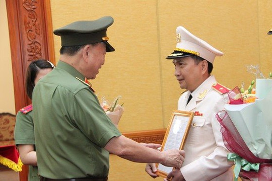Phó giám đốc Công an TP.HCM được thăng hàm Thiếu tướng