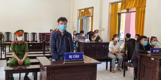 Kiên Giang: Làm giấy tờ đất giả để lừa đảo, lãnh 16 năm tù