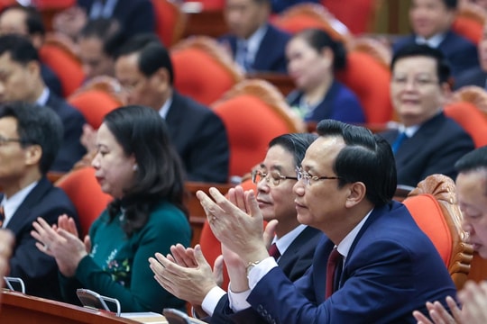 T.Ư Đảng họp hội nghị bất thường vào 16 giờ 30 chiều nay 6.6