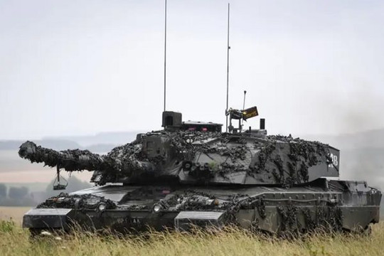 Quân đội Anh định lắp máy tính lượng tử cho xe tăng