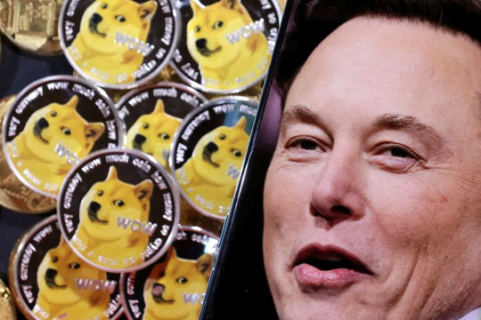Elon Musk bị kiện đòi trả 258 tỉ USD vì cáo buộc thổi giá Dogecoin, nhóm nhân viên SpaceX tố gây mất trung