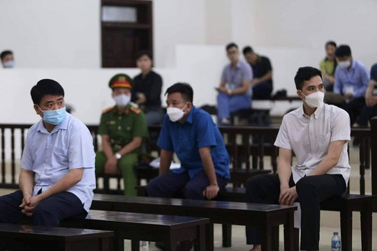 Hoàn thành nghĩa vụ bồi thường, bị cáo Nguyễn Đức Chung được đề nghị giảm án